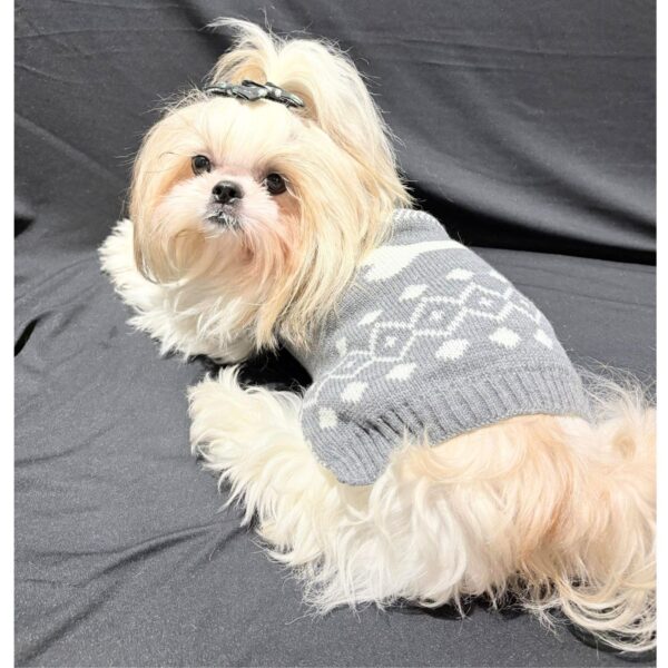 Lulala Winter Dog Sweater - Soft Knitted Pet Sweater with Nordic Pattern - Warm and Cozy Clothes for Small Dogs